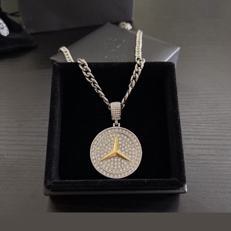 Ch**me He**ts necklaces